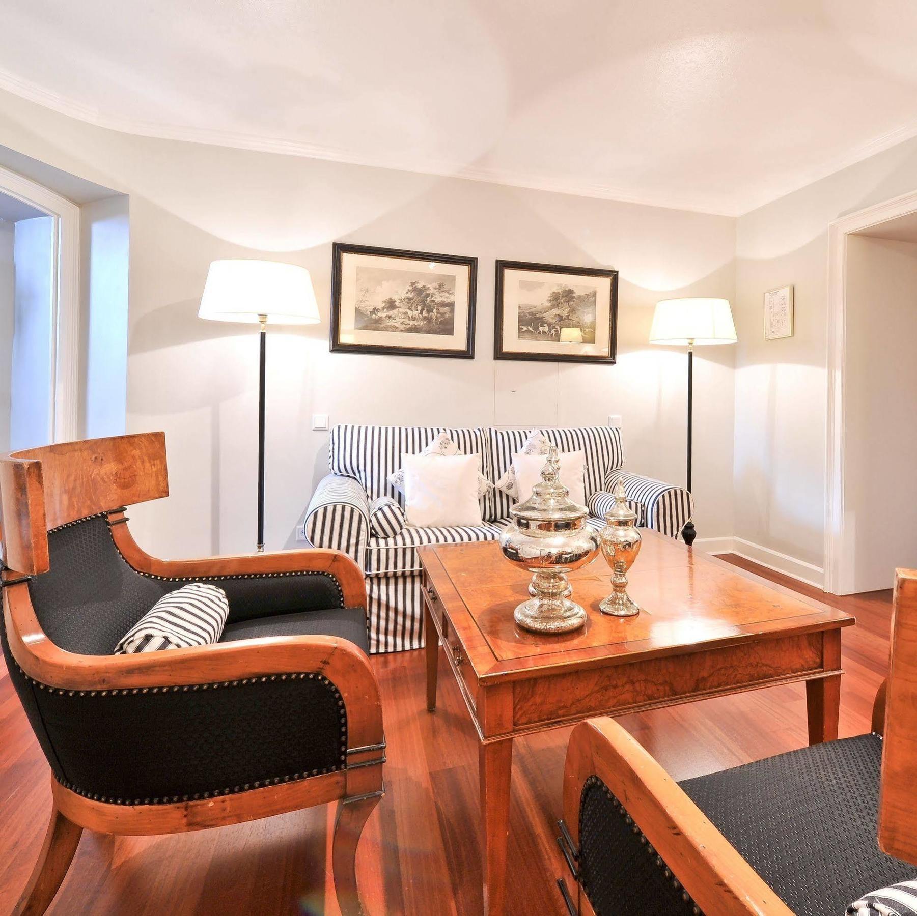 Hotel Boutique Windsor - The Charming Dusseldorf