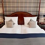 Boutique Windsor - The Charming Hotel