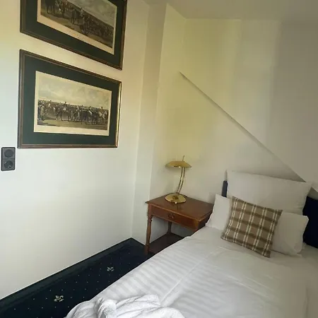 Hotel Boutique Windsor - The Charming Dusseldorf