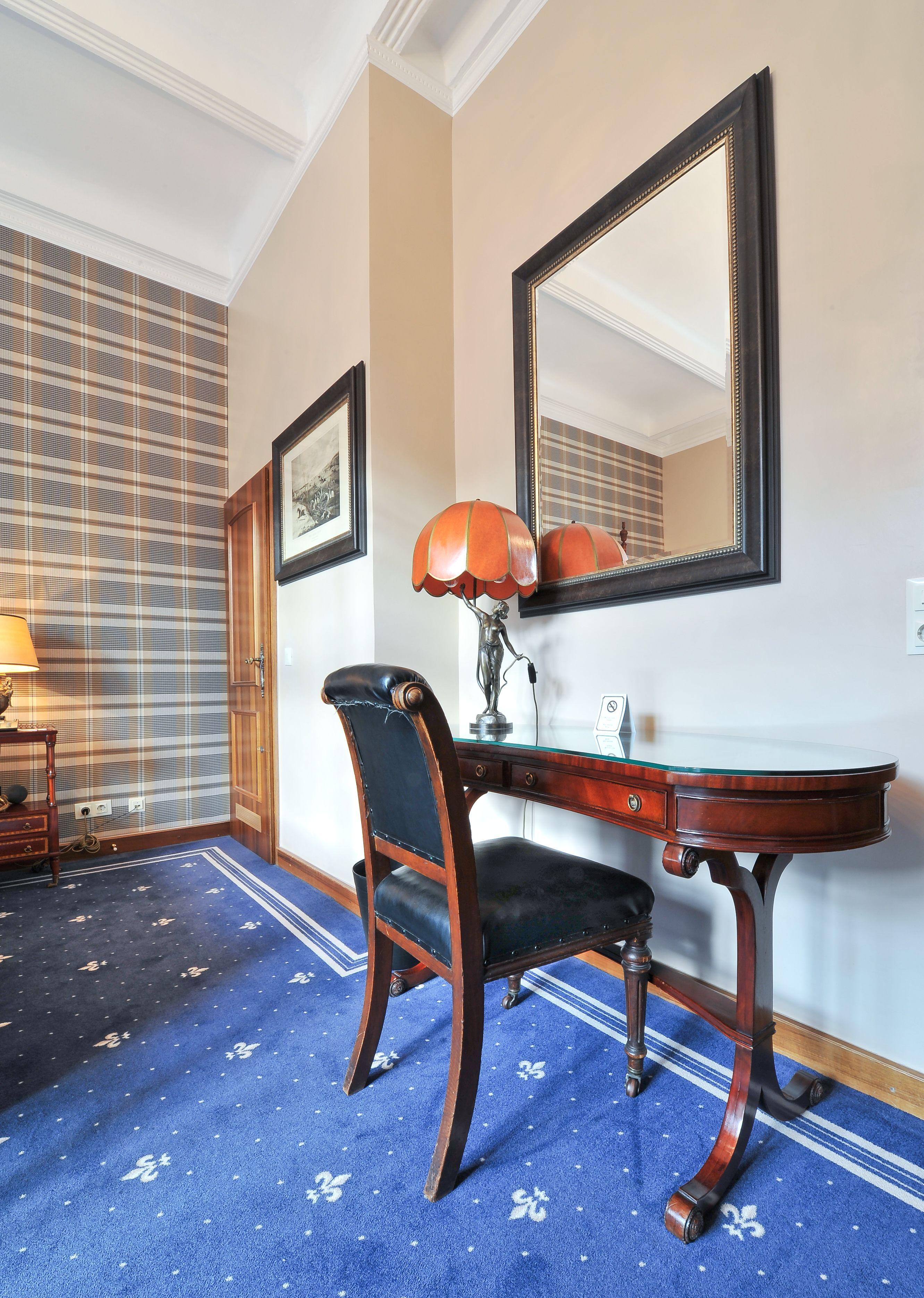 Boutique Windsor - The Charming 4* Dusseldorf